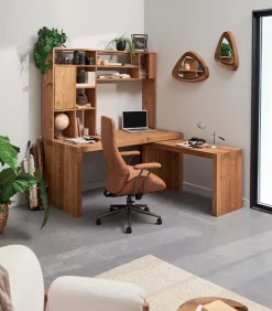 Bureau bas pin massif ciré MALMOE